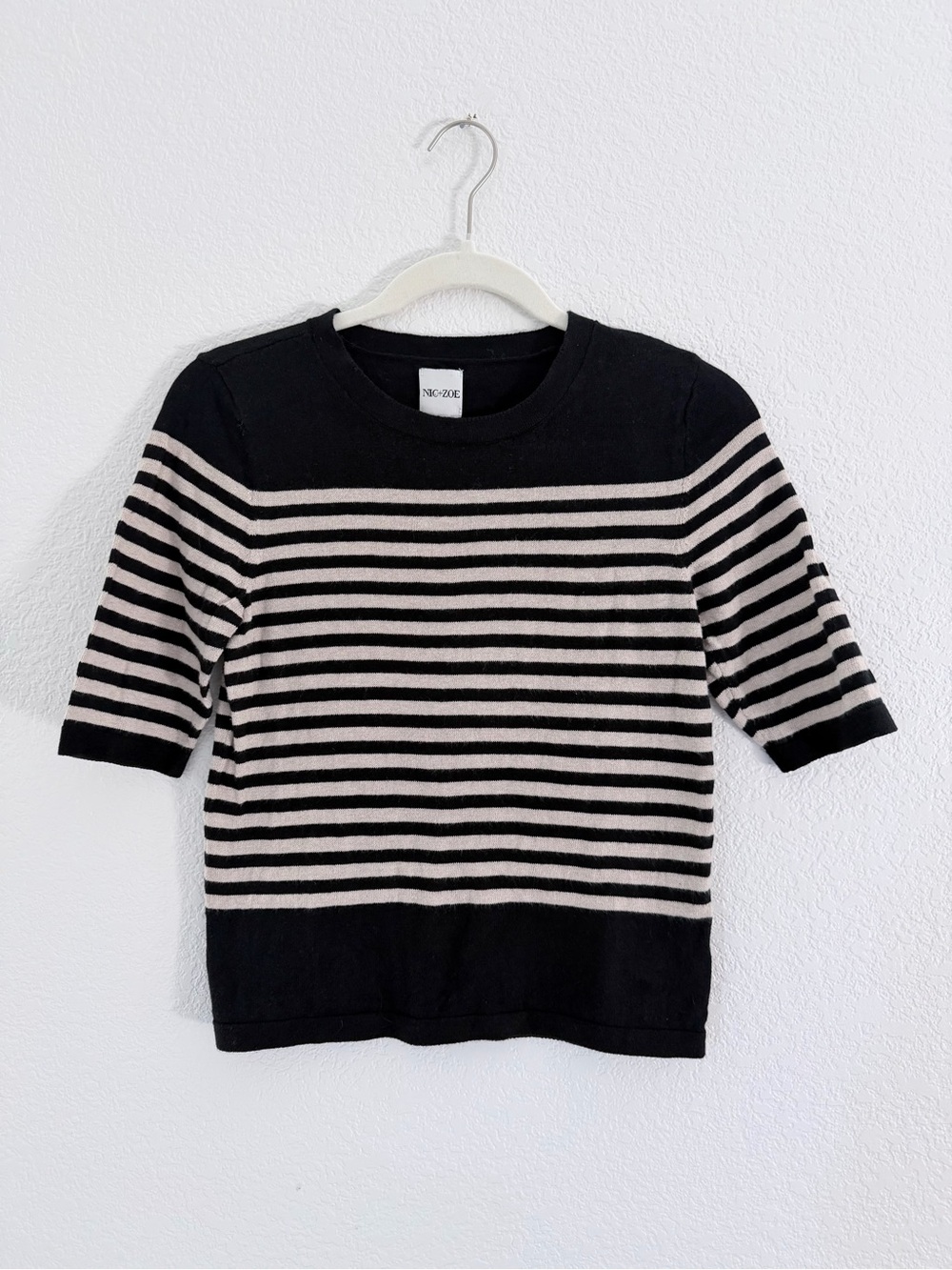 NIC+ZOE Black & Beige Striped Short Sleeve Crew Sweater